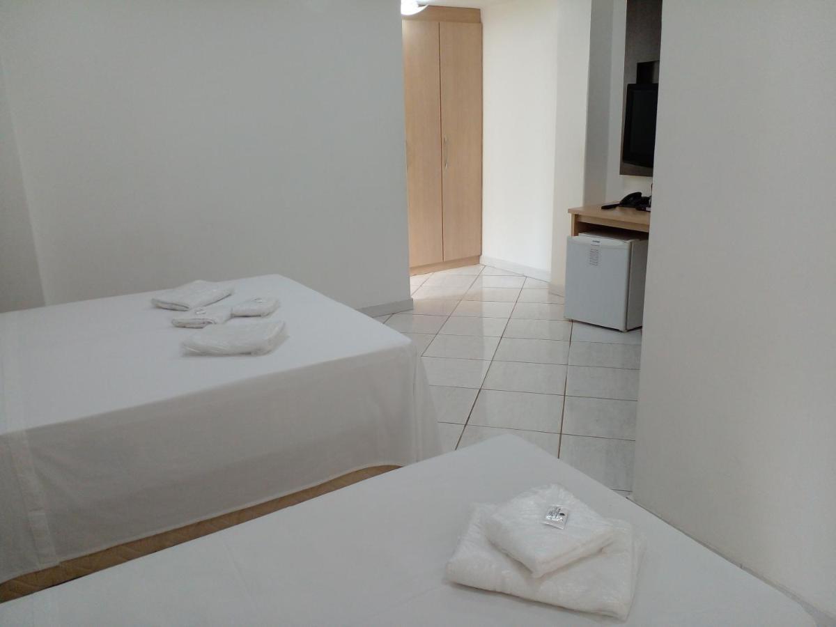 Hotel Minas Brasil モンテス・クラロス エクステリア 写真