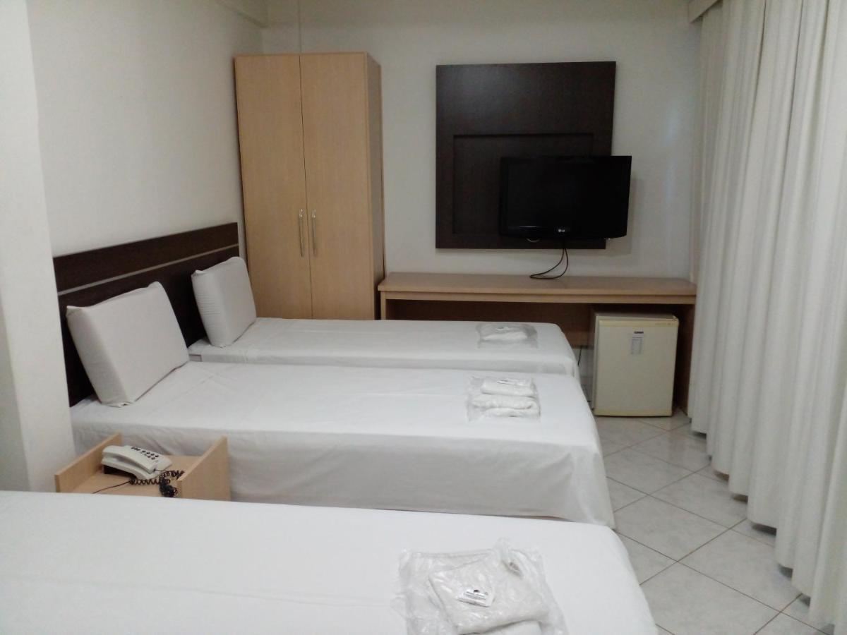 Hotel Minas Brasil モンテス・クラロス エクステリア 写真