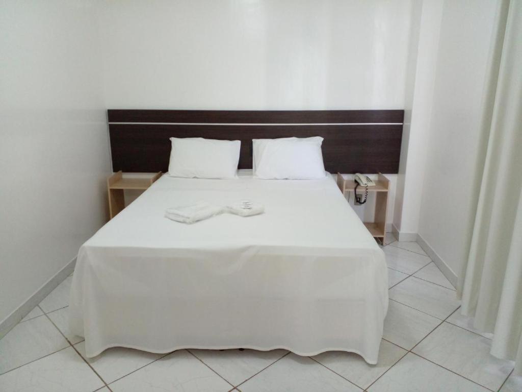 Hotel Minas Brasil モンテス・クラロス エクステリア 写真